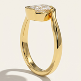 Oslo  |  Bypass Oval Diamond Engagement Ring