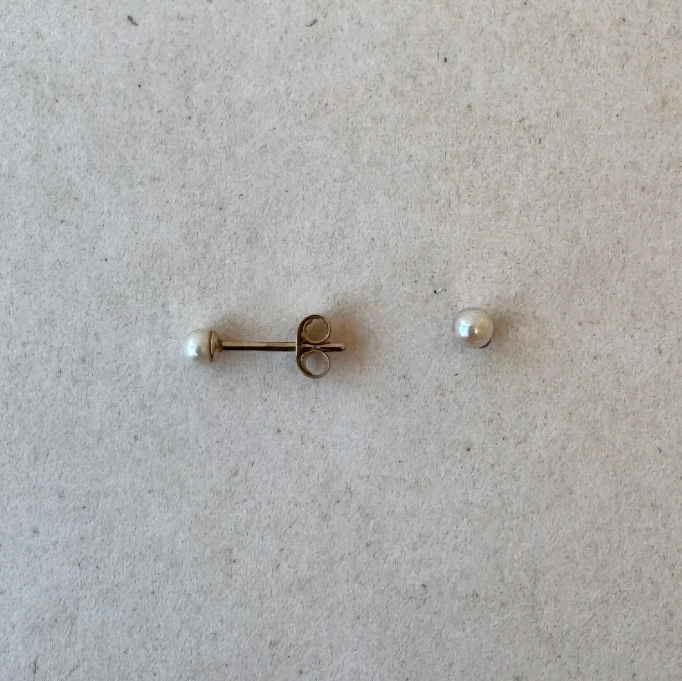 Freshwater Pearl Stud