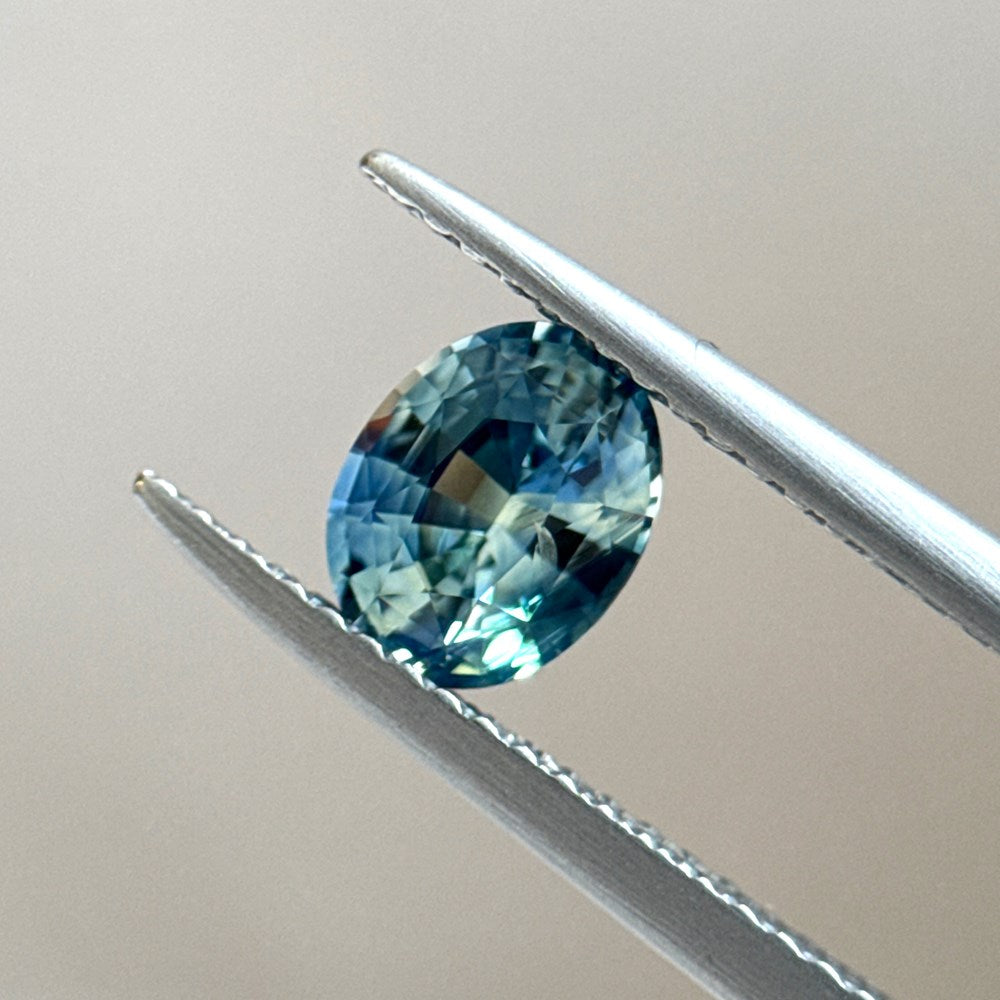 oval parti sapphire colour guide