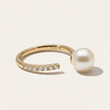Torbay | Pearl and Diamond Split Ring
